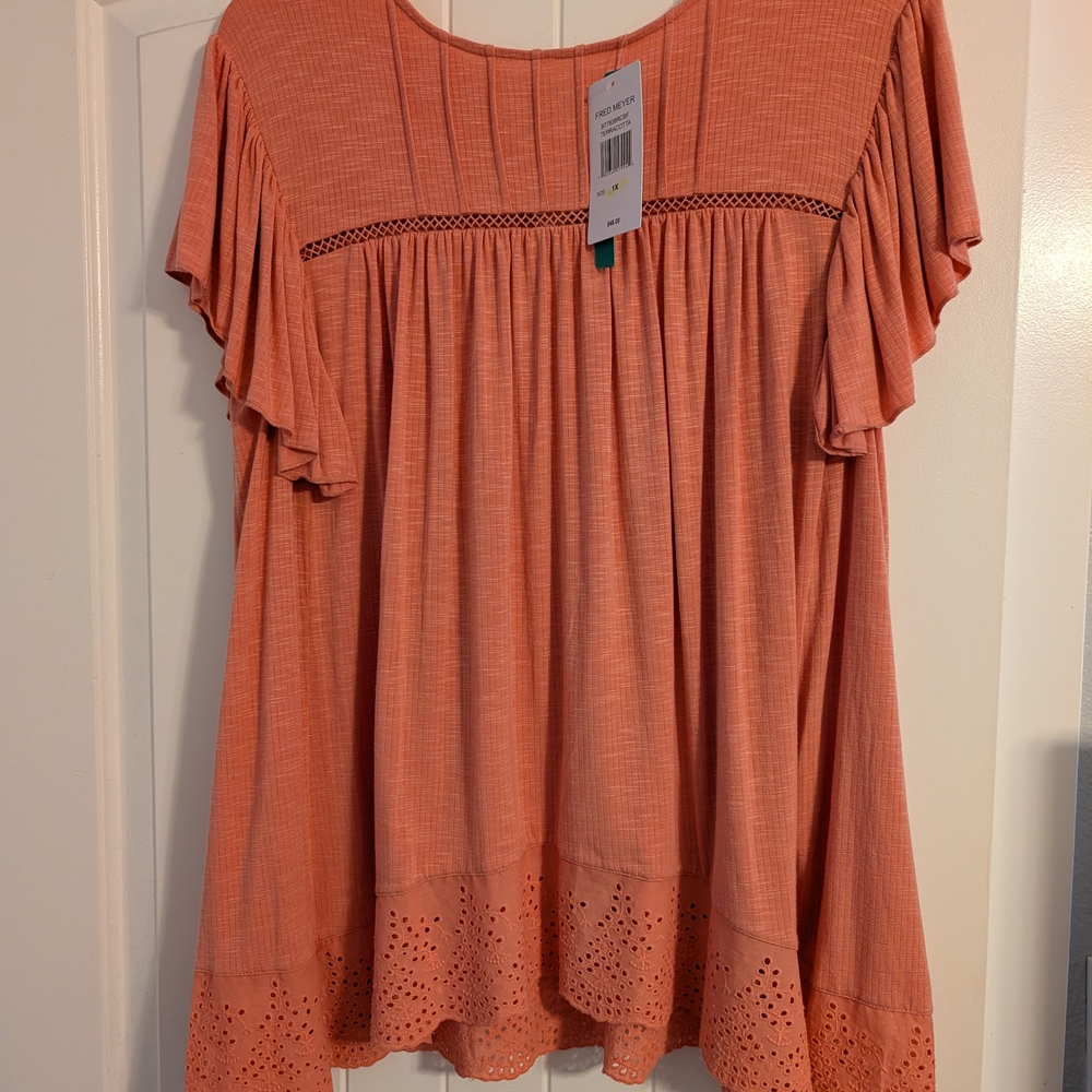 Lightweight Coral Flutter Sleeve Tunic with Eyelet Hem